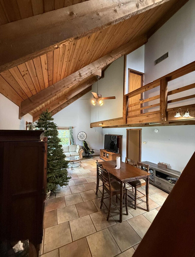 Building Photo - 5409 Cassia Dr