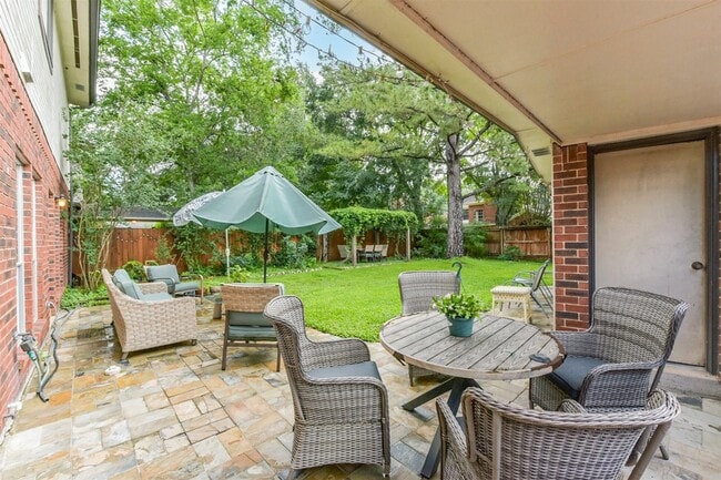Building Photo - 1306 N Gabriel River Cir