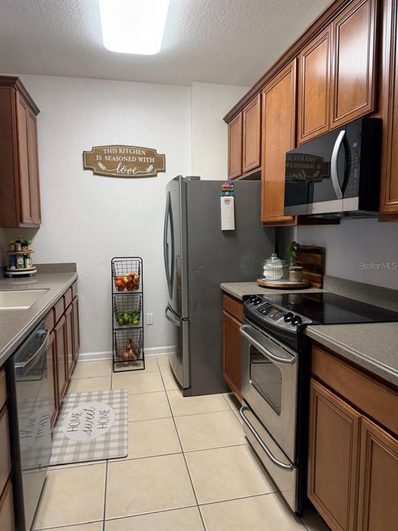 Building Photo - 3344 Robert Trent Jones Dr