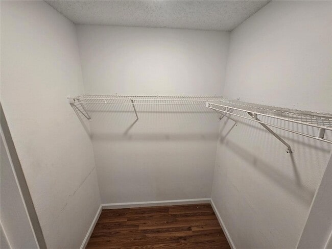 Building Photo - 8636 Mallard Reserve Dr