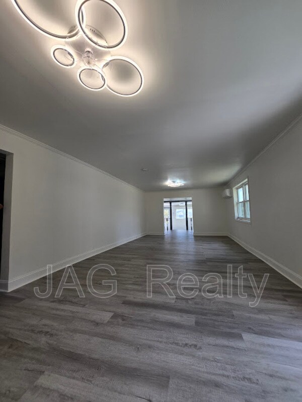 Building Photo - 3320 Griffin Cemetery Rd