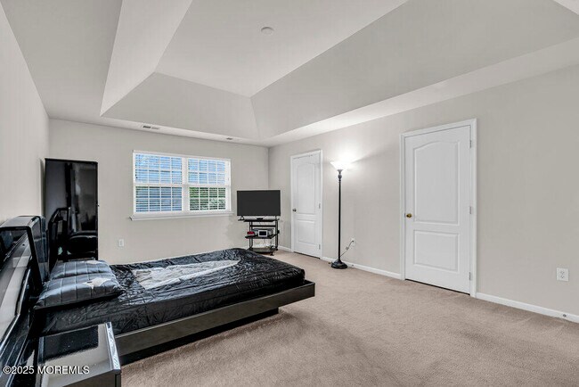 Building Photo - 8 Connor Dr