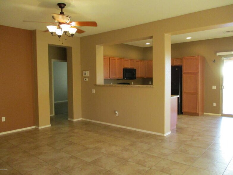 Building Photo - 34484 South Pioneer Way