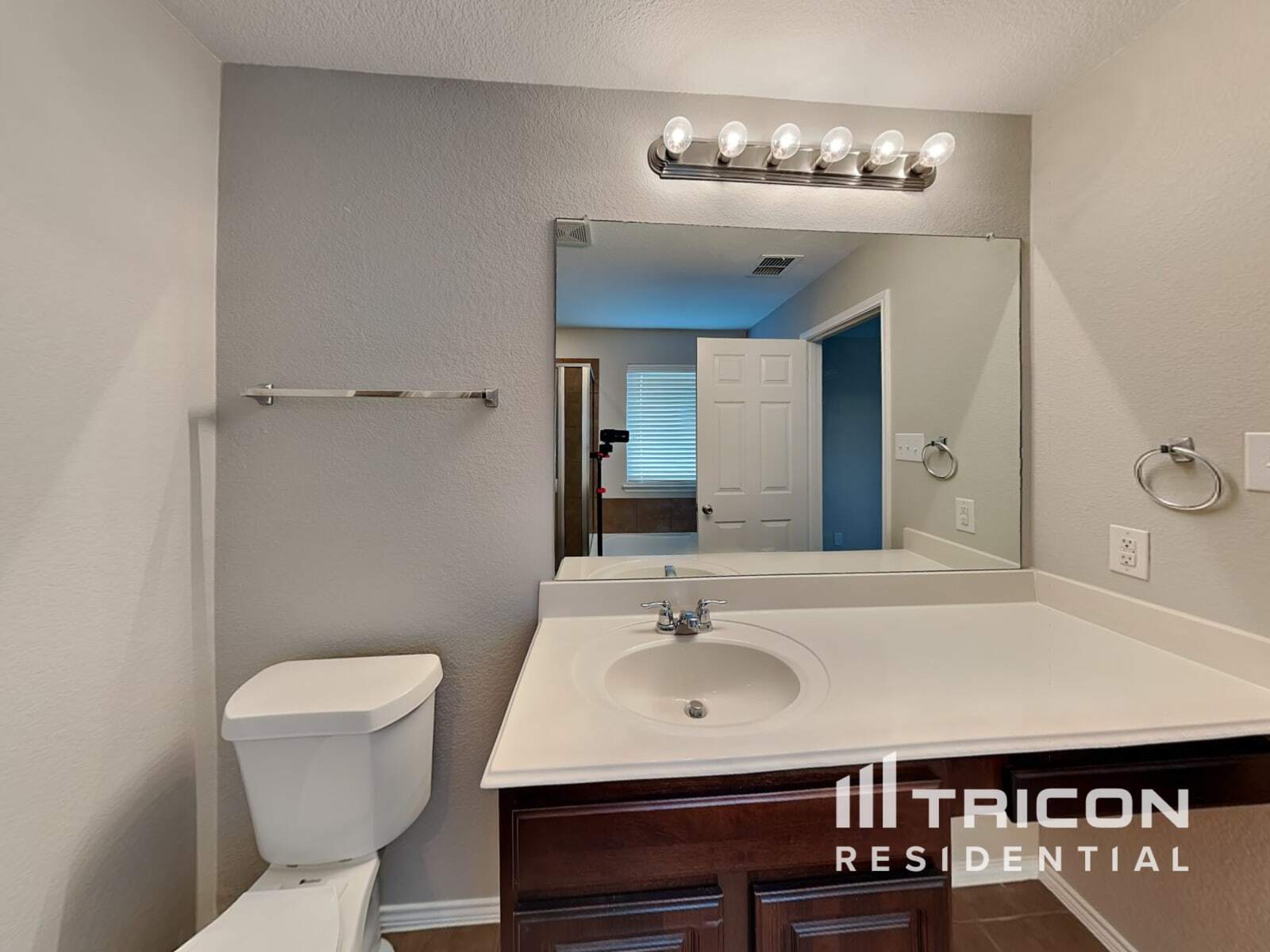 Building Photo - 1317 Sweetgum Dr