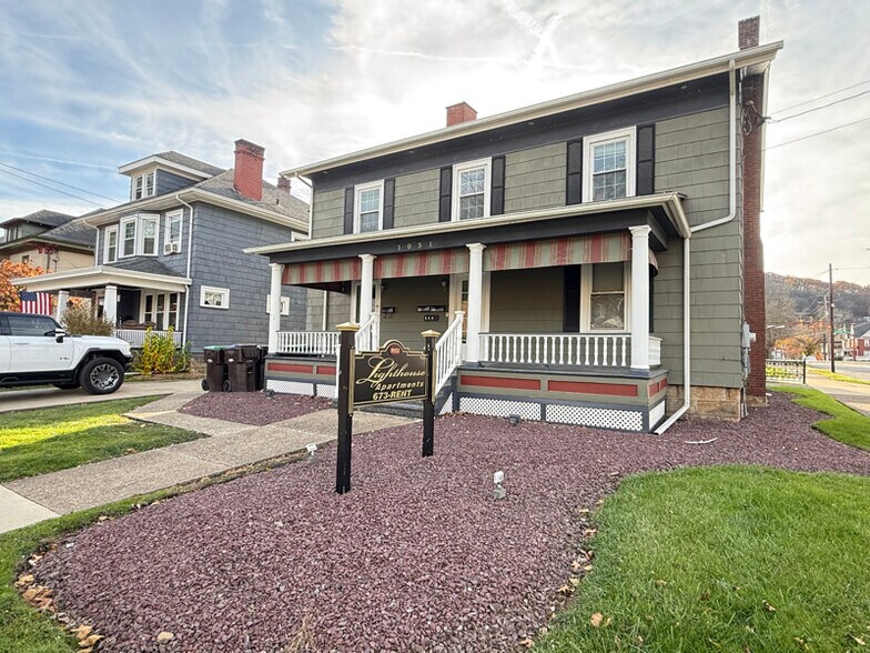 Primary Photo - 1051 Elk St