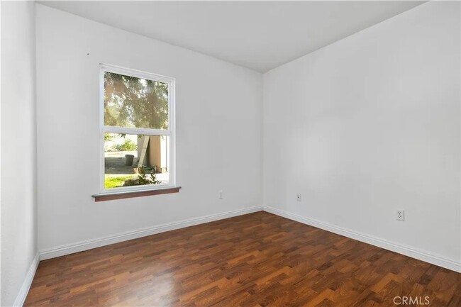 Building Photo - 107 Capitol Hill Dr