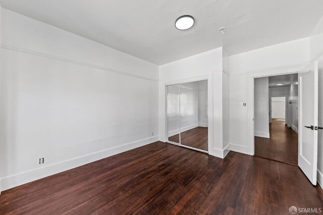 Building Photo - 318 Harriet St