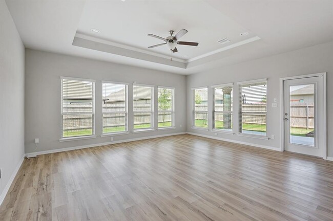 Building Photo - 6306 Daytona Dr