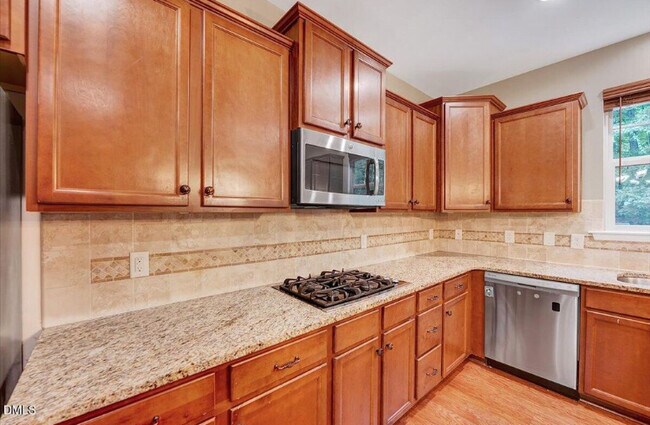 Building Photo - 900 Bay Bouquet Ln