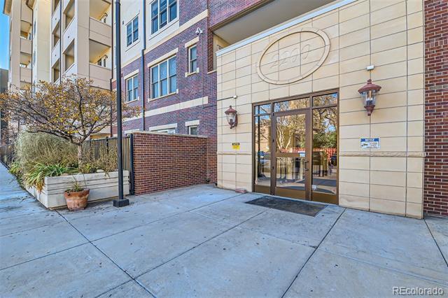 Building Photo - 2200 S University Blvd