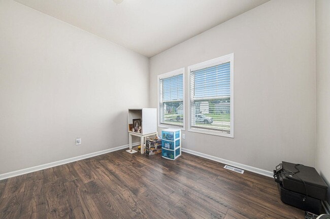 Building Photo - 7280 Hopkinton Dr