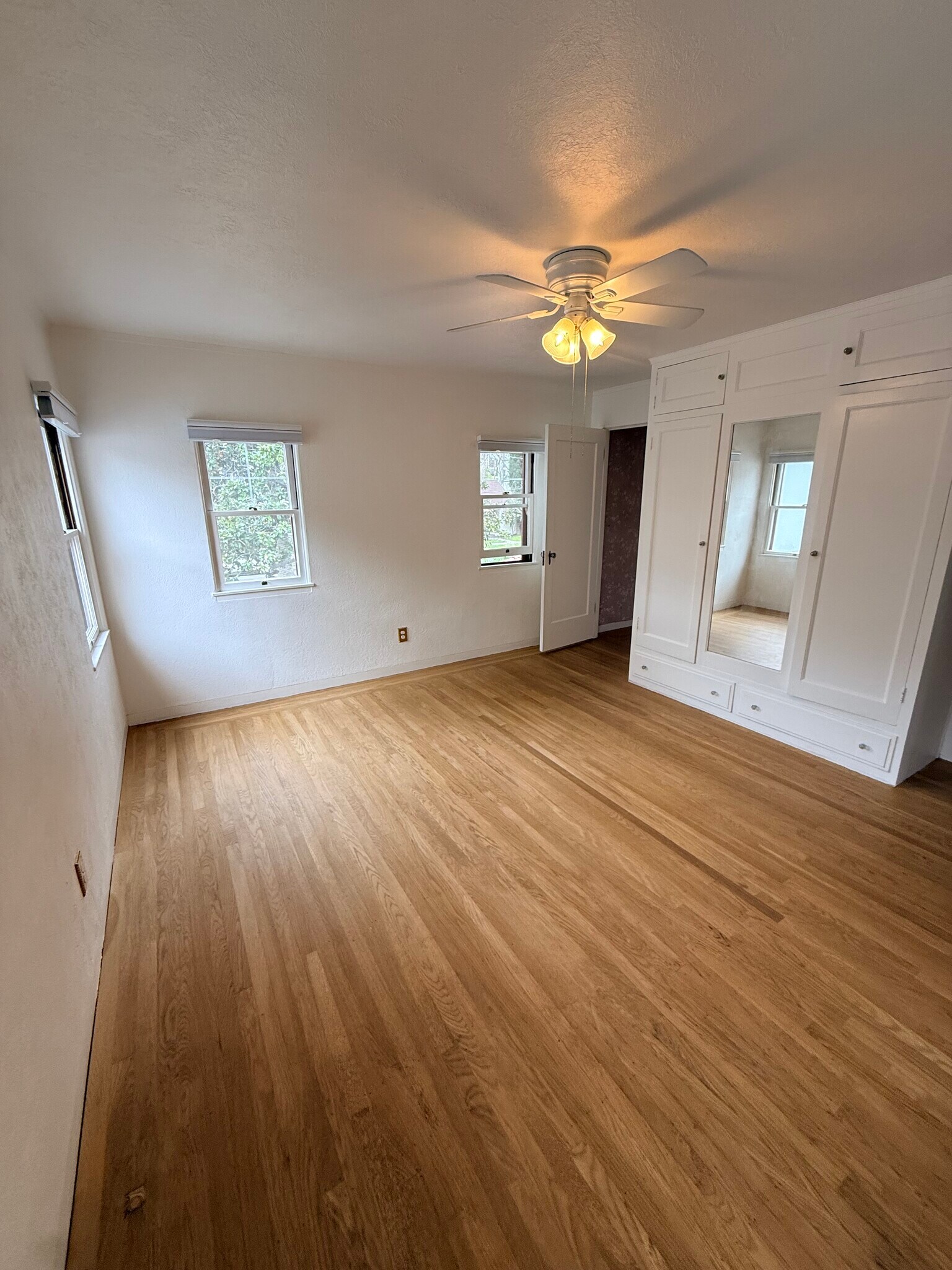 Upstairs Bedroom - 615 21st St