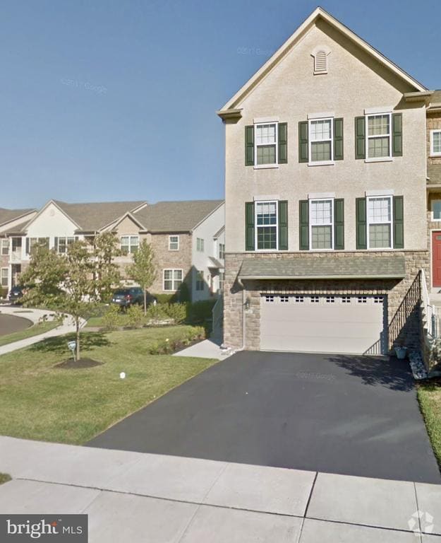 Building Photo - 110 Tyler Dr