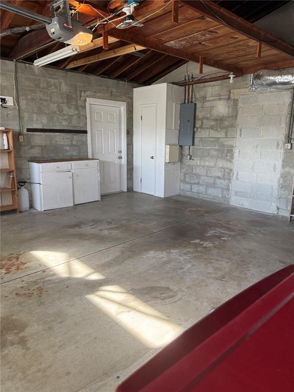 Building Photo - 2100 E Vina Del Mar Blvd