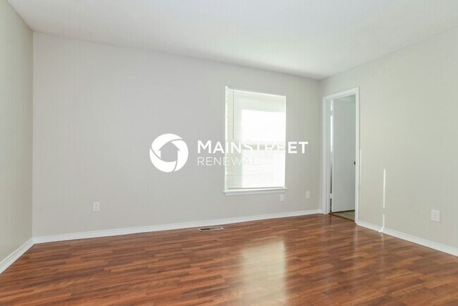 Building Photo - 5 Bedroom Pet-Friendly Home in OLATHE, KS ...