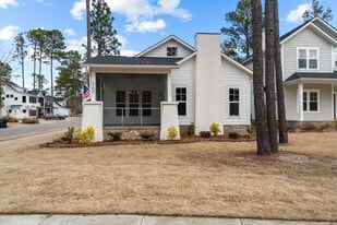 Building Photo - 560 Wellers Way