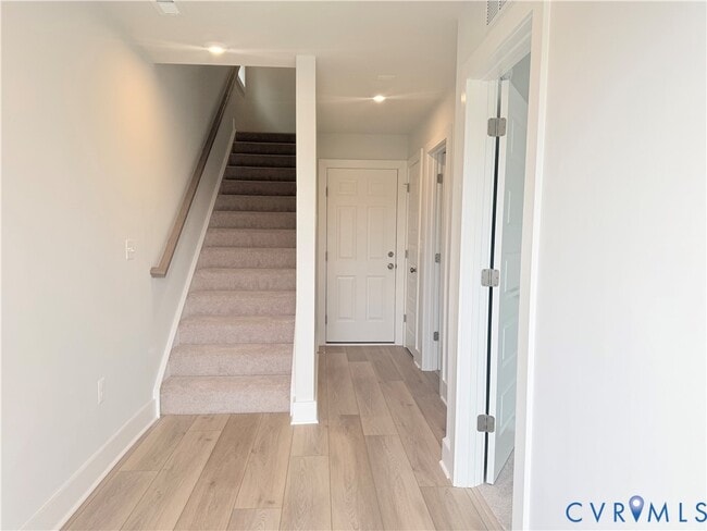 Building Photo - 9440 Alquist St