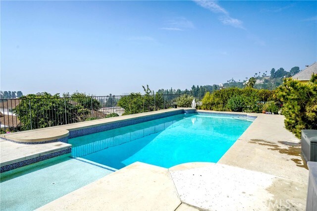 Building Photo - 5226 Los Diegos Way