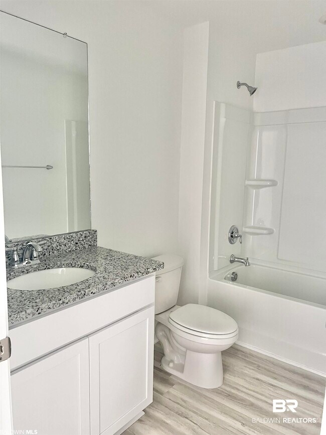 Building Photo - 428 Winters Ave