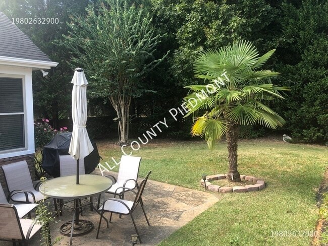 Building Photo - 509 Scarboro Ln