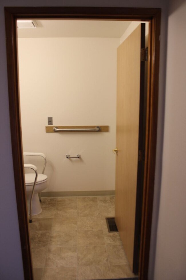 Building Photo - Adult Foster Care Home
