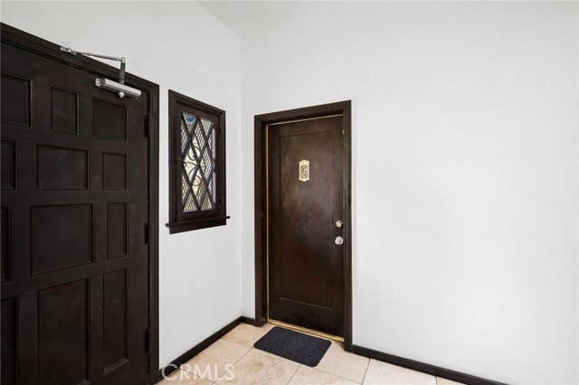 Building Photo - 218 E Windsor Rd