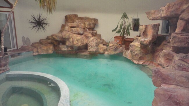 Building Photo - Large Underground House with indoor pool n...