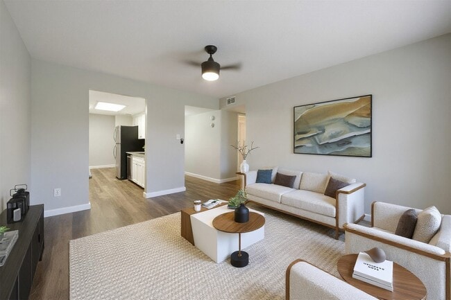 Building Photo - 12633 Memorial Dr