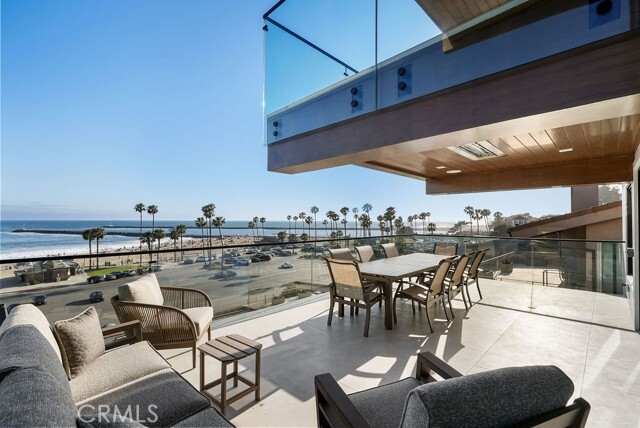 Building Photo - 3047 Ocean Blvd