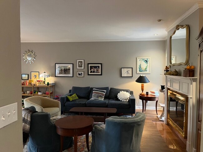 Building Photo - 117 Batchelor Dr