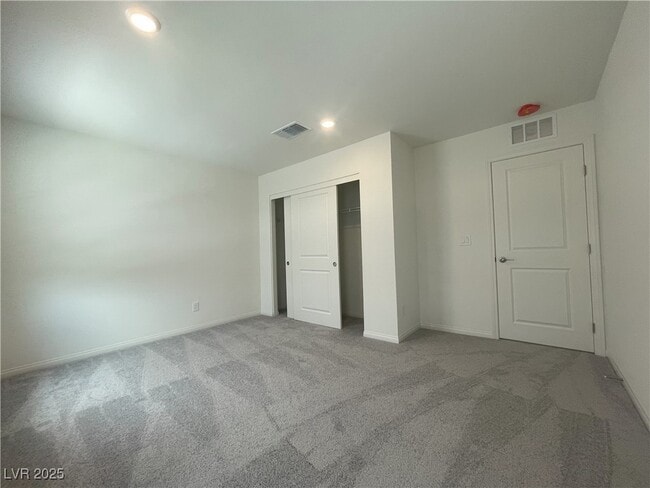 Building Photo - 7376 Daly Grv St