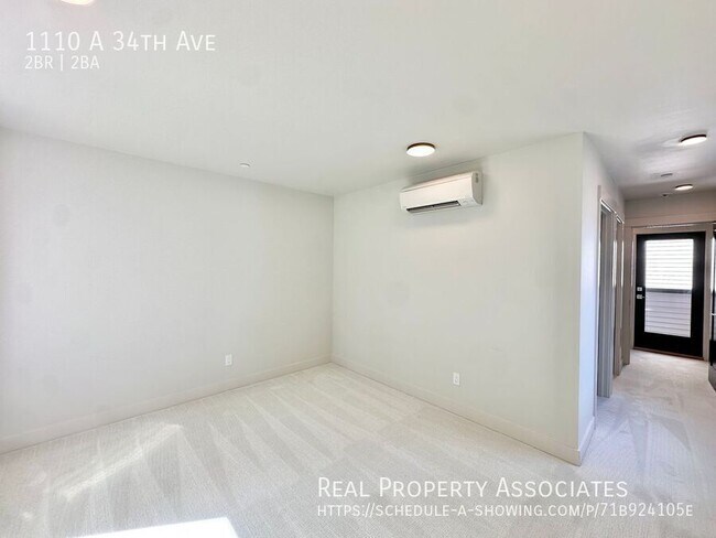 Building Photo - 1110 A 34th Ave