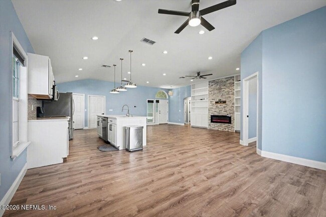 Building Photo - 1334 Brookgreen Way