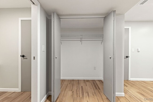 Building Photo - 7789 New Hope E