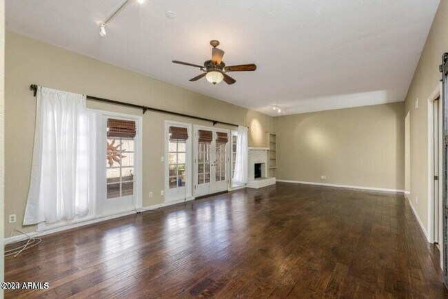 Building Photo - 7230 E Arlington Rd