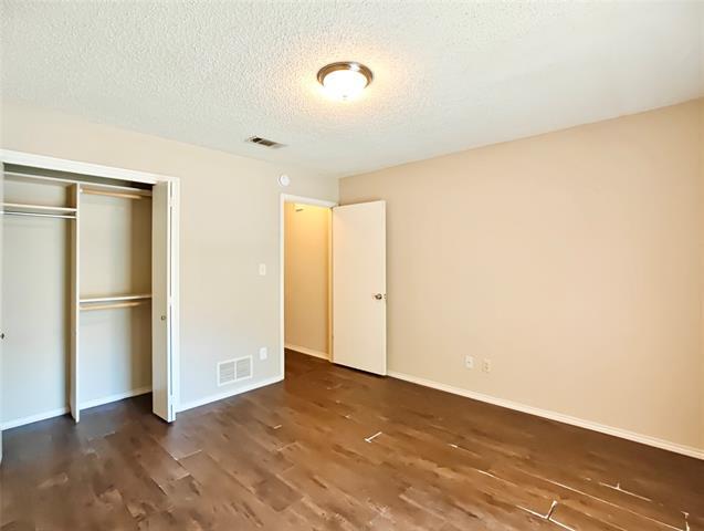 Building Photo - 2103 Marin