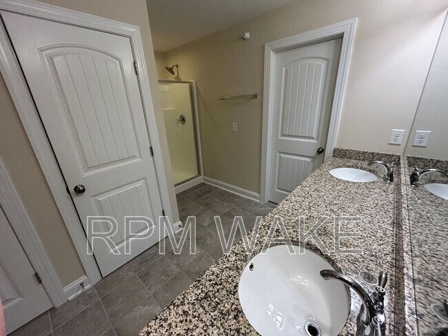 Building Photo - 261 Lexes Trail