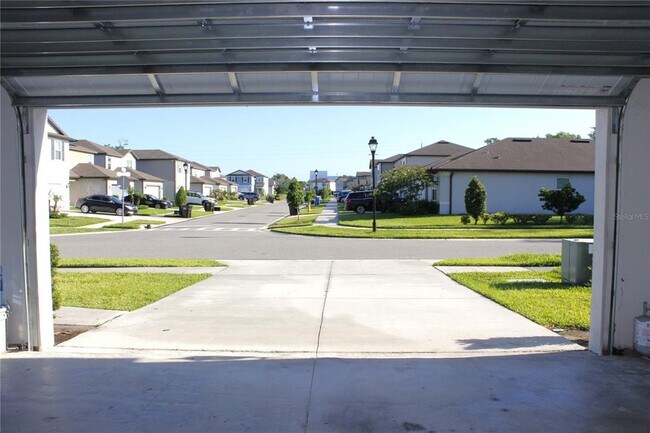 Building Photo - 30600 Thunderbird Dr
