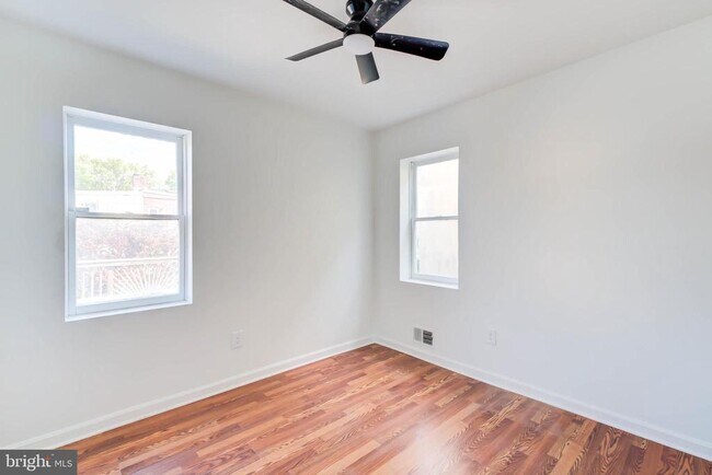 Building Photo - 75 P St NW