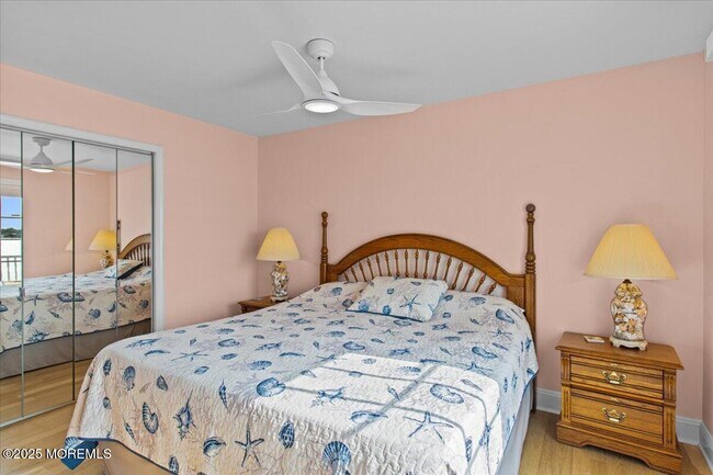 Building Photo - 1118 Barnegat Ln