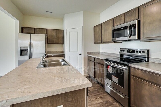 Building Photo - 10834 Penwell Wy