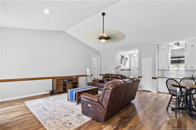 Building Photo - 6617 Idlewood Ct