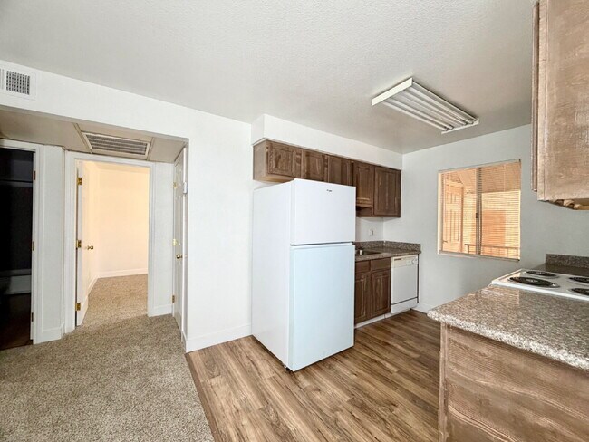 Building Photo - Las Vegas Guard-Gated Condo for Rent | Bella Vita Community | 1 Bedroom Upstairs Unit