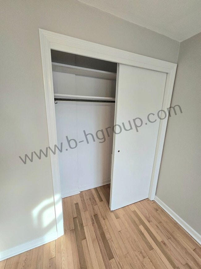 Building Photo - Newly Updated!