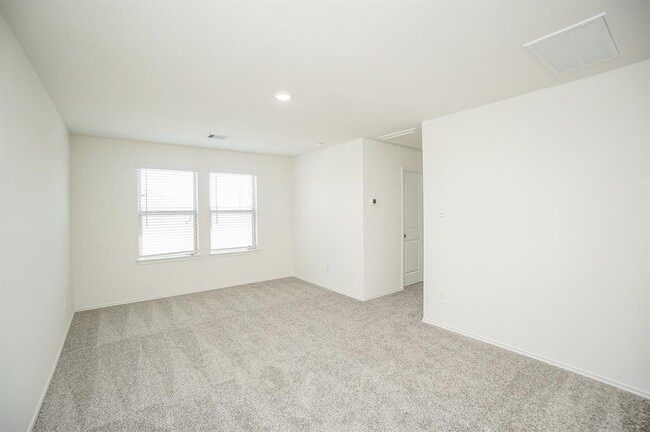 Building Photo - 5210 Becker Hills Ln