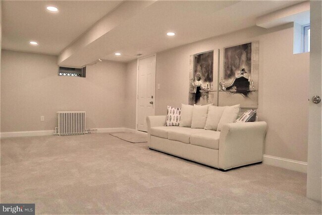 Building Photo - Charming Restored 5BR, 3.5BA Colonial Minutes from D.C.