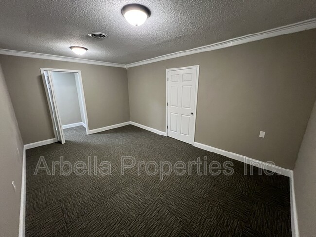Building Photo - 1415 Kingsport Hwy