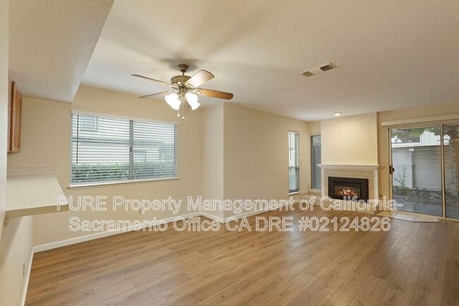 Building Photo - 9200 Madison Green Ln