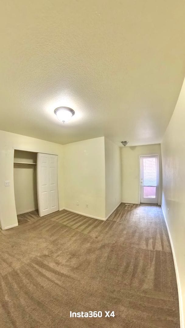 Building Photo - 2928 Main St