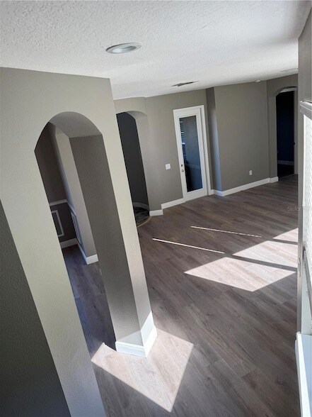 Building Photo - 3699 Heirloom Rose Pl